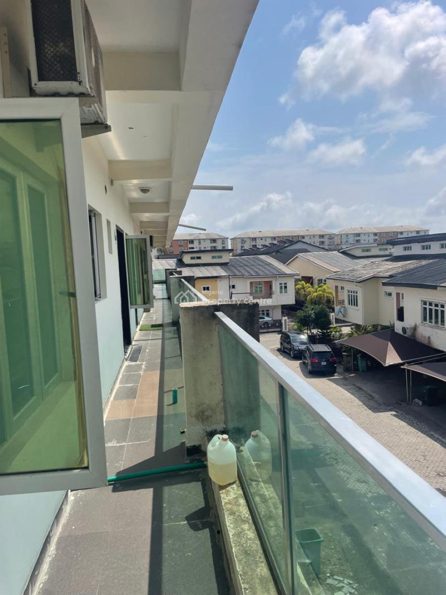 Spacious 2 Bedroom Flat Serviced Apartment, Paradise 3 Estate Chevron Drive Opposite Ebano Supermarket, Lekki, Lagos, Flat / Apartment for Rent