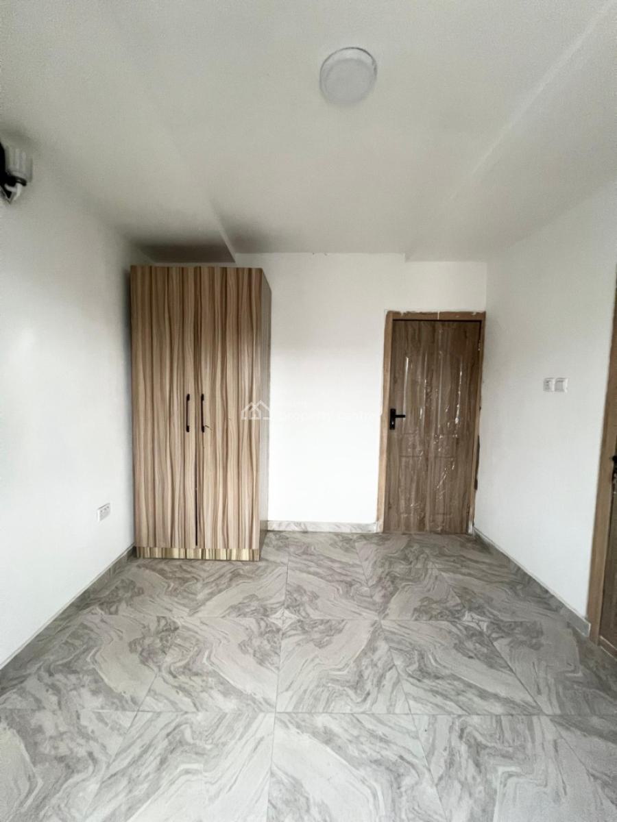 3bedroom Flat Downstairs, Ikate, Lekki, Lagos, Flat / Apartment for Rent