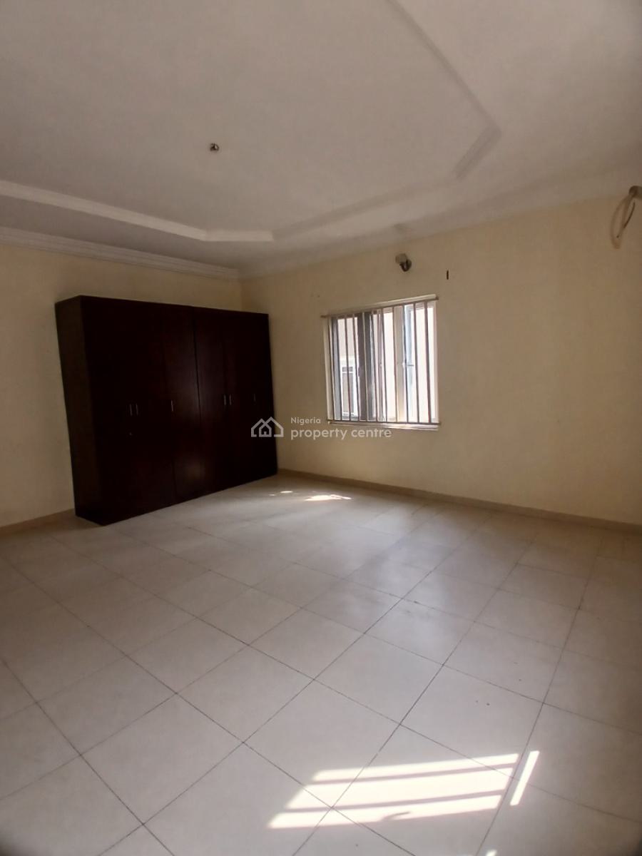 a Beautiful 2 Massive Bedroom Apartment, After Blenco, Around Peninsula Garden Estate, Lekki Phase 2, Lekki, Lagos, Flat / Apartment for Rent