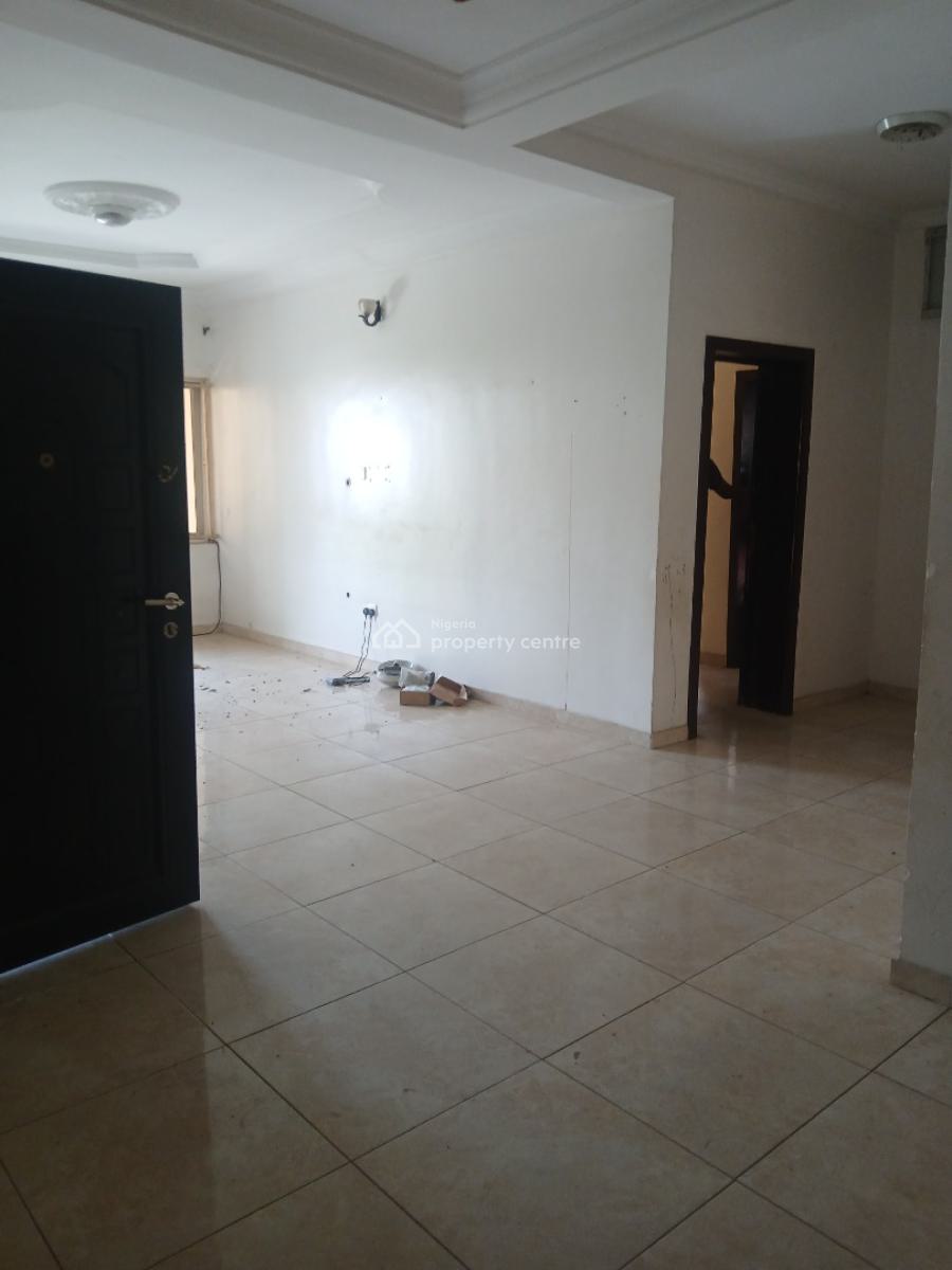 a Beautiful 2 Massive Bedroom Apartment, After Blenco, Around Peninsula Garden Estate, Lekki Phase 2, Lekki, Lagos, Flat / Apartment for Rent