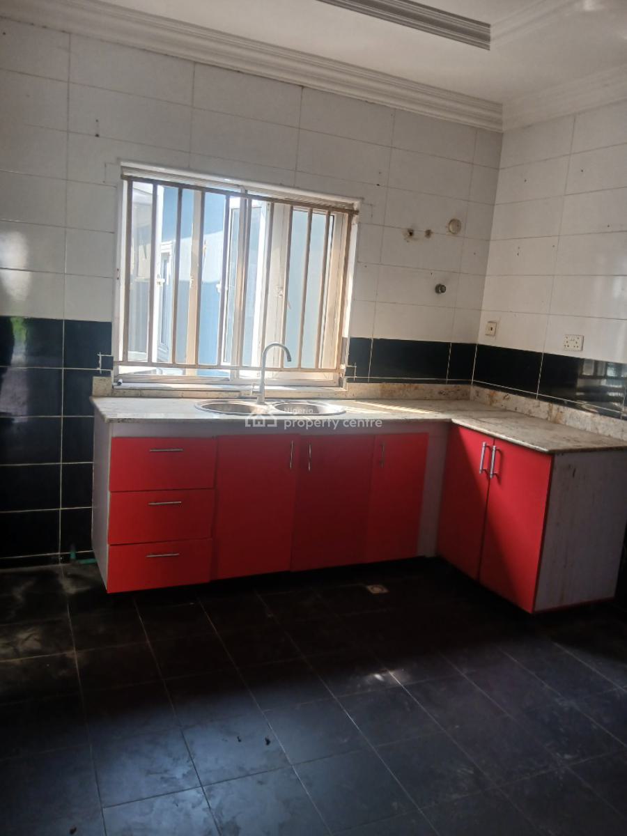 a Beautiful 2 Massive Bedroom Apartment, After Blenco, Around Peninsula Garden Estate, Lekki Phase 2, Lekki, Lagos, Flat / Apartment for Rent