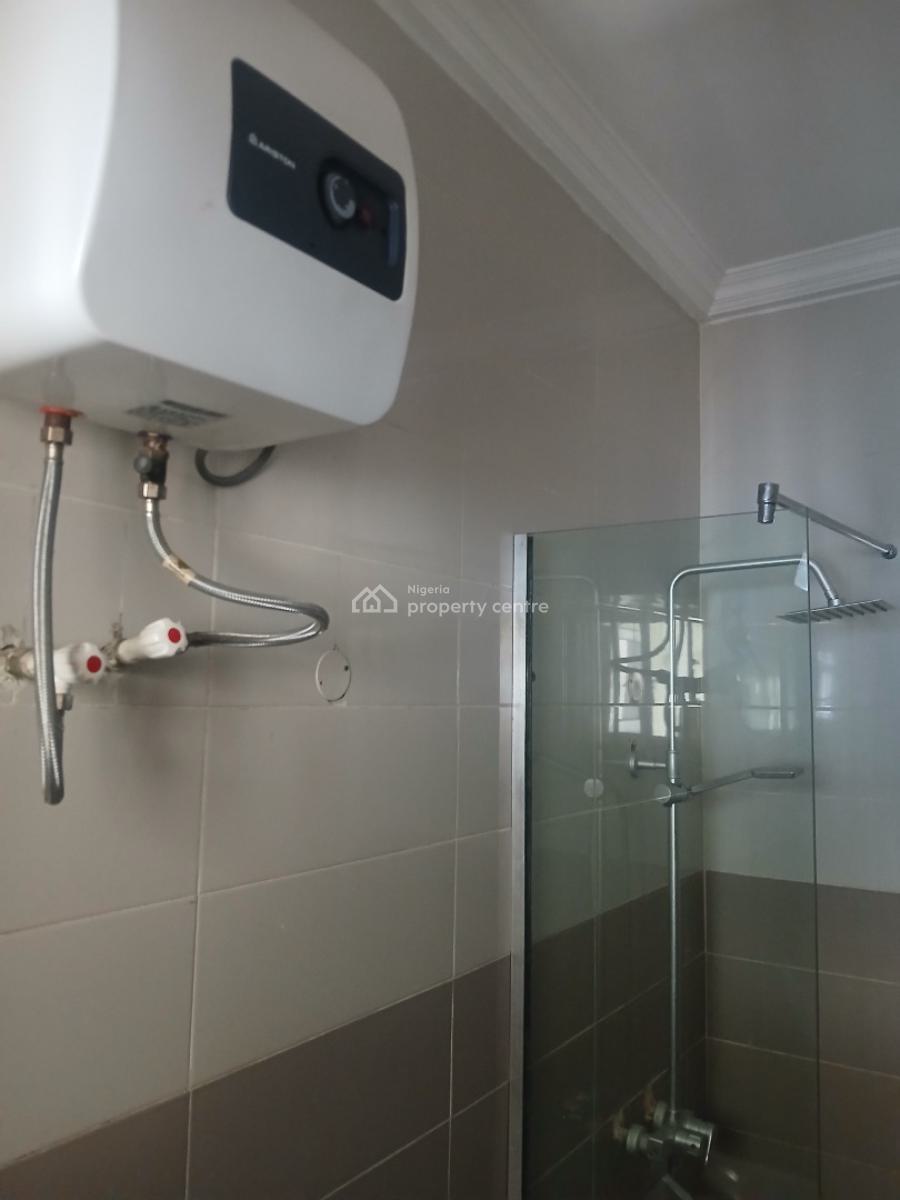 a Beautiful 2 Massive Bedroom Apartment, After Blenco, Around Peninsula Garden Estate, Lekki Phase 2, Lekki, Lagos, Flat / Apartment for Rent