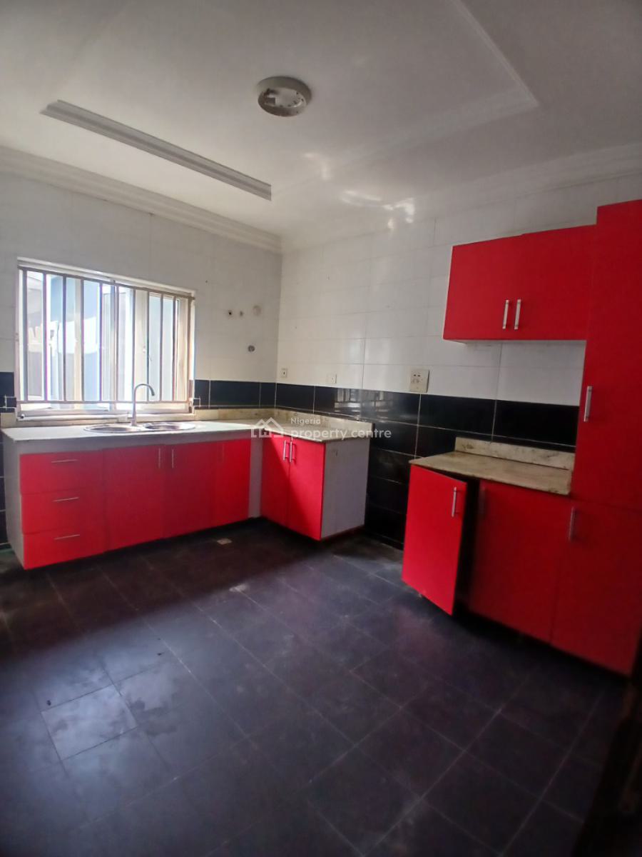 a Beautiful 2 Massive Bedroom Apartment, After Blenco, Around Peninsula Garden Estate, Lekki Phase 2, Lekki, Lagos, Flat / Apartment for Rent