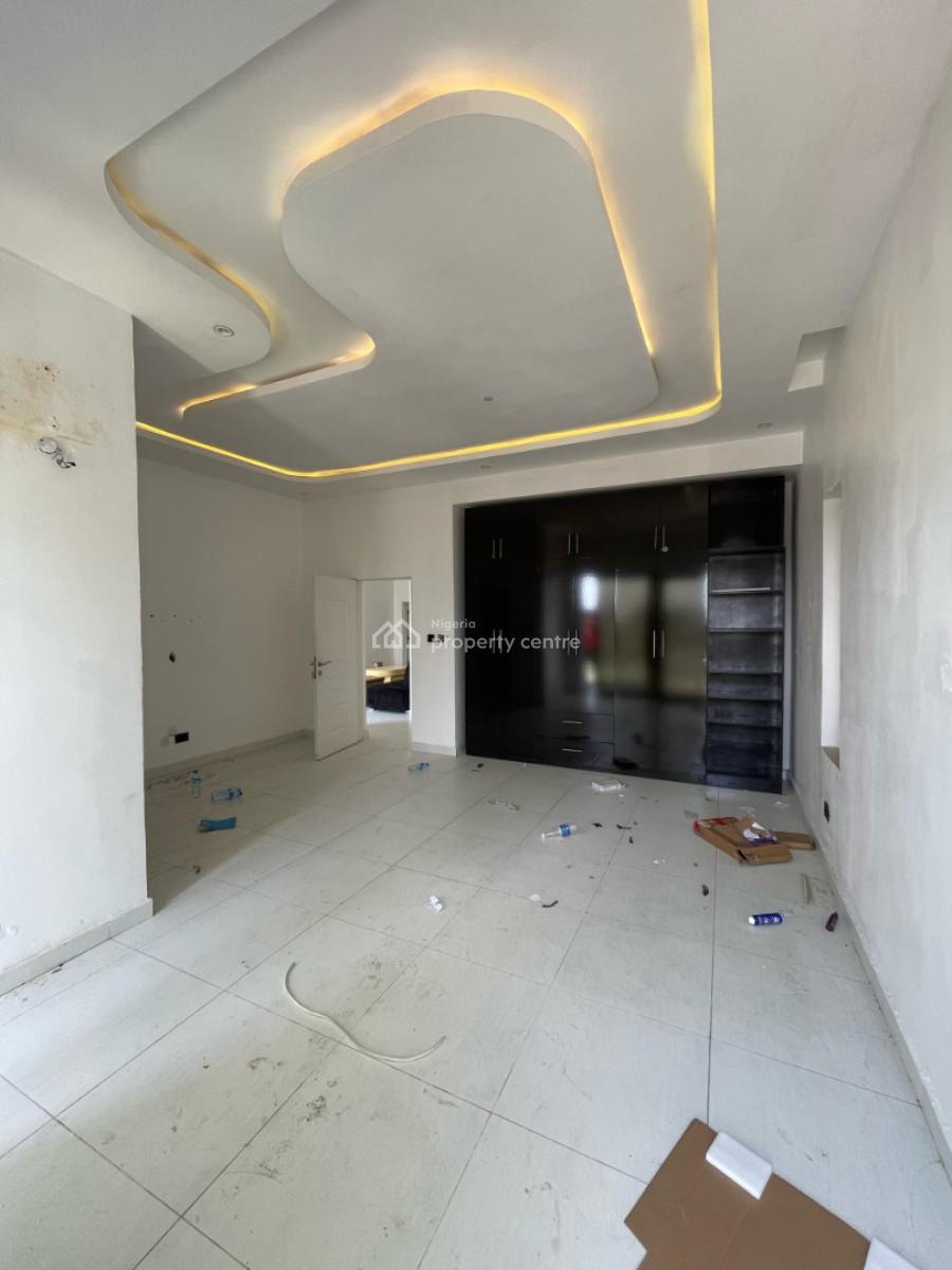 Luxurious 3-bedroom Apartment, Ologolo, Lekki, Lagos, Flat / Apartment for Rent