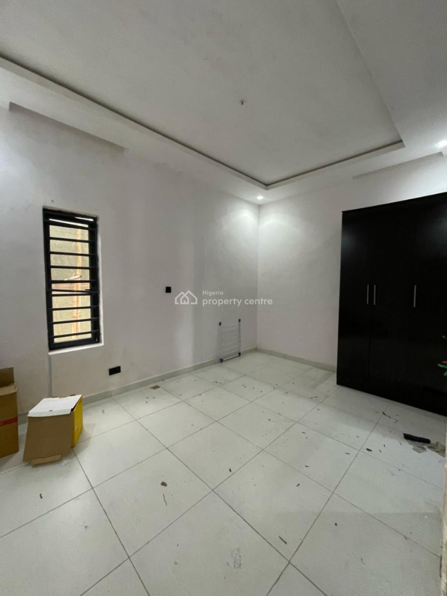 Luxurious 3-bedroom Apartment, Ologolo, Lekki, Lagos, Flat / Apartment for Rent