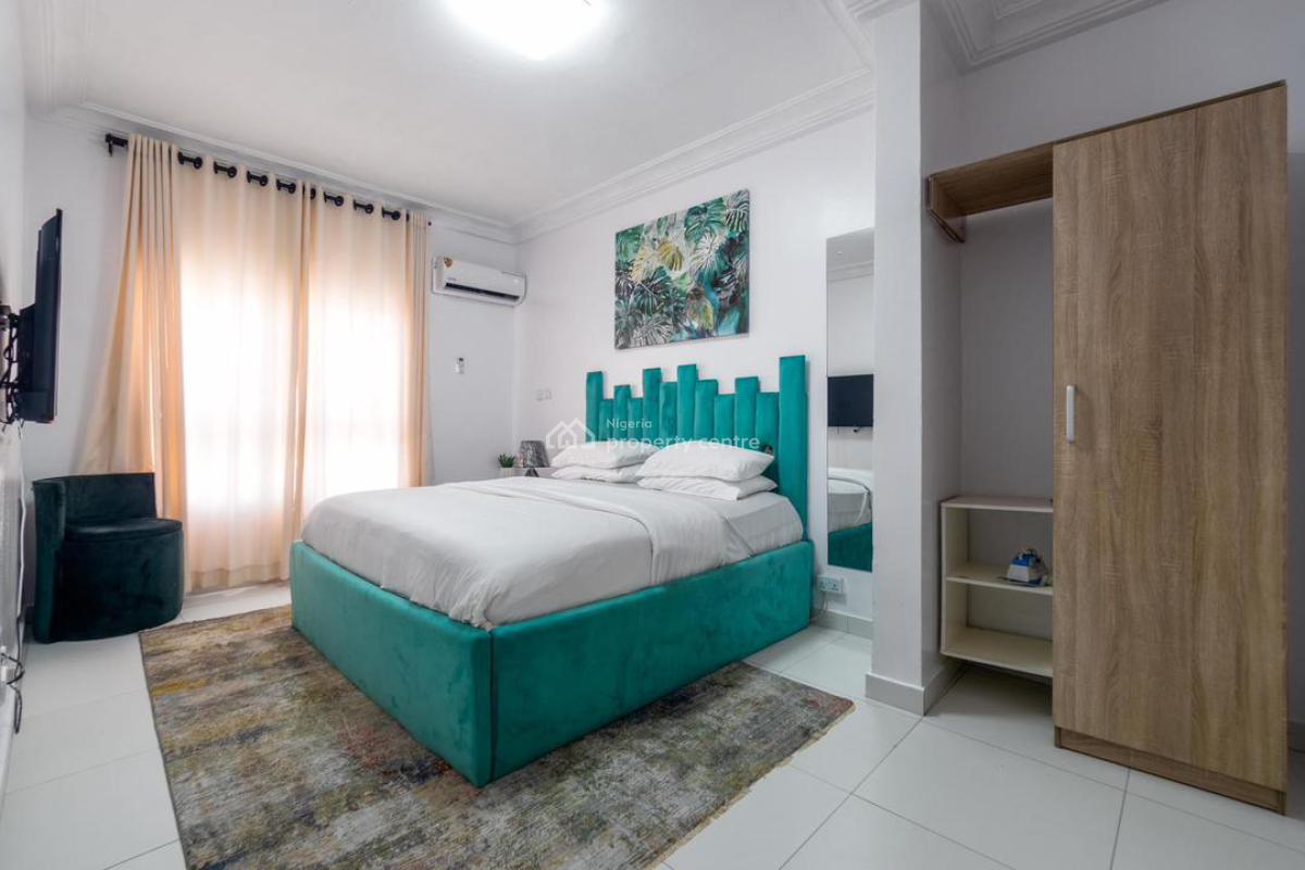 Venita; Newly Improved 1-bedroom W/private Cinema & X-box Now Availabl, Chevron, Lekki, Lagos, Detached Duplex Short Let