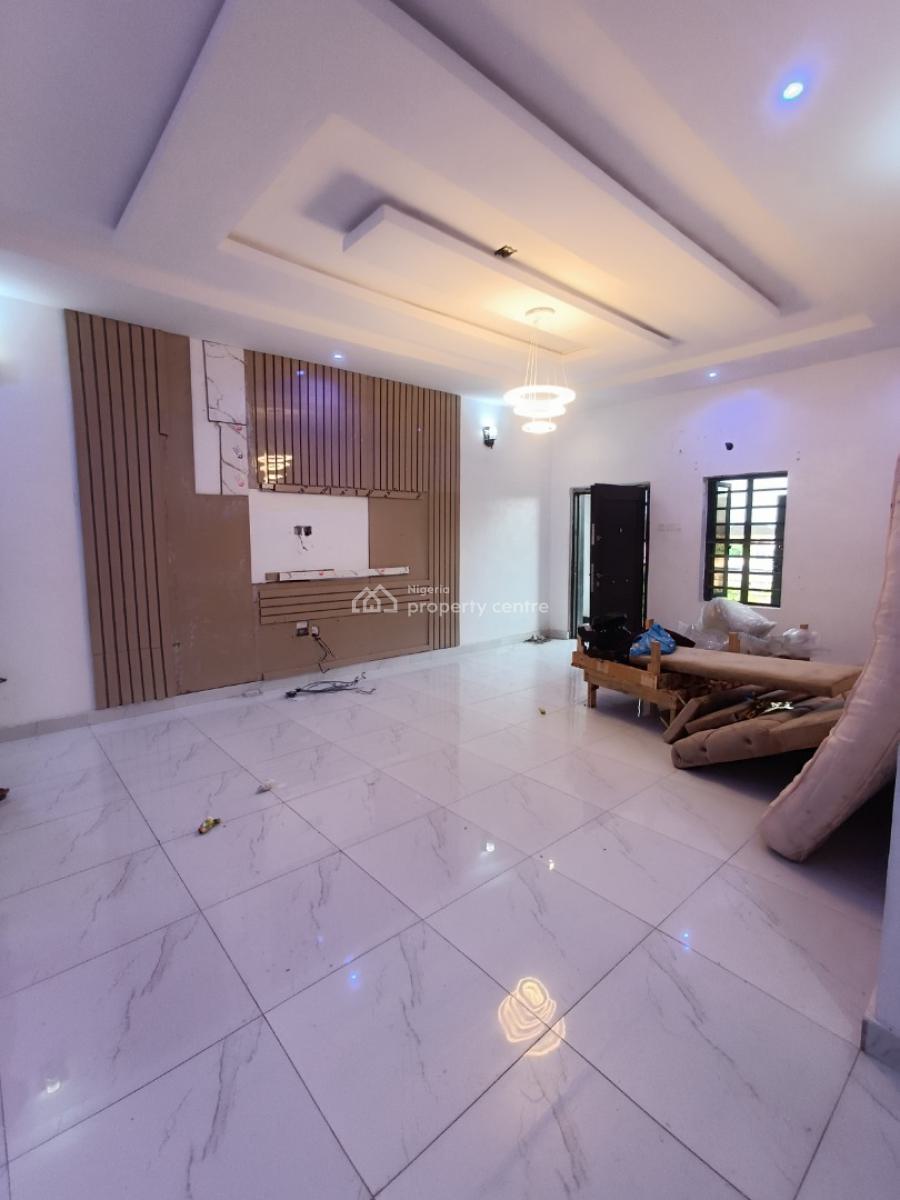 a Well Built 2bedroom Flat, Before Novare Shoprite Ajah, Lekki Phase 2, Lekki, Lagos, Flat / Apartment for Rent