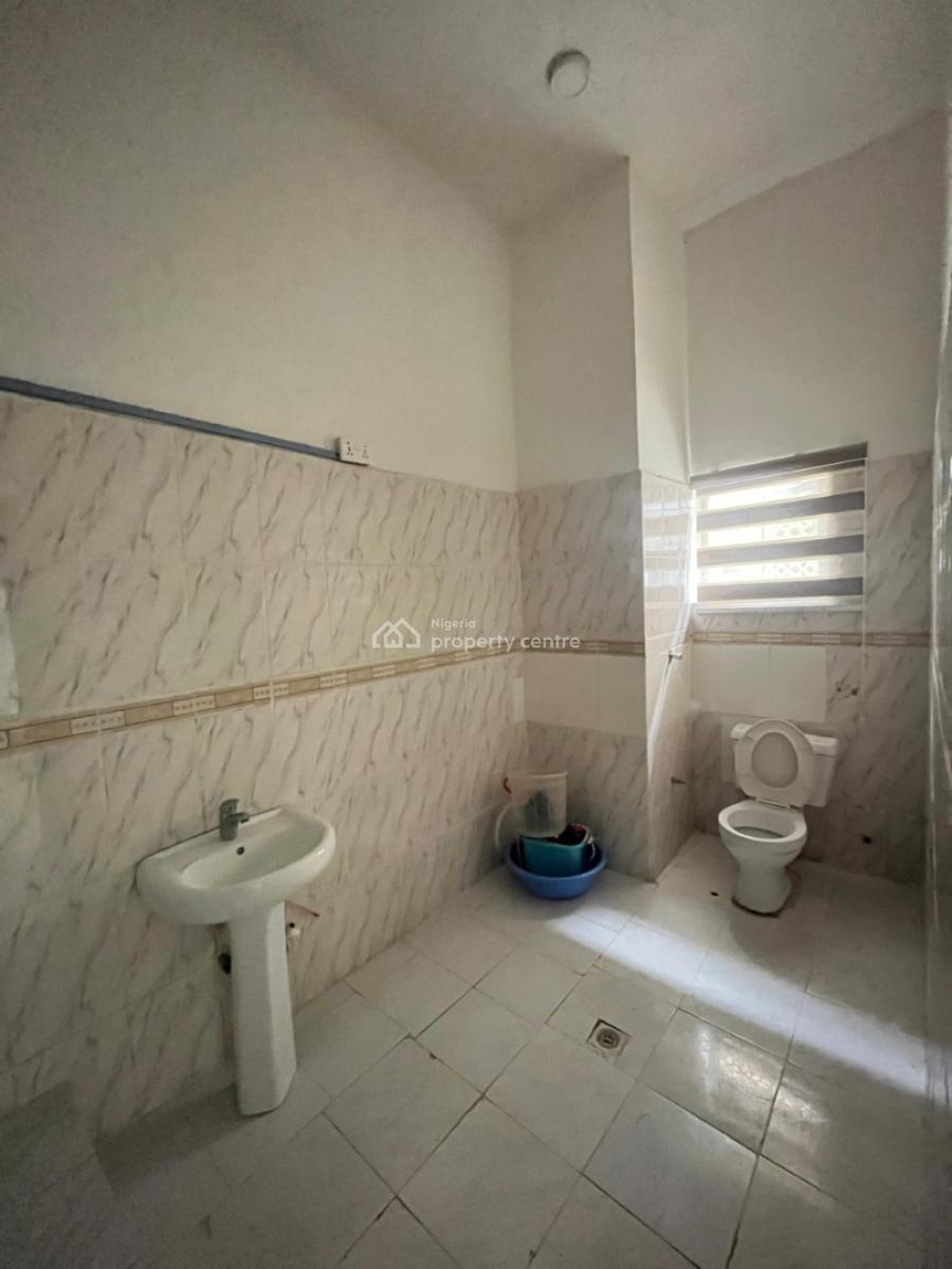 2 Bedroom Spacious Apartment in a Secured Estate Available at Vgc, Vgc Lekki Lagos, Vgc, Lekki, Lagos, Flat / Apartment for Rent