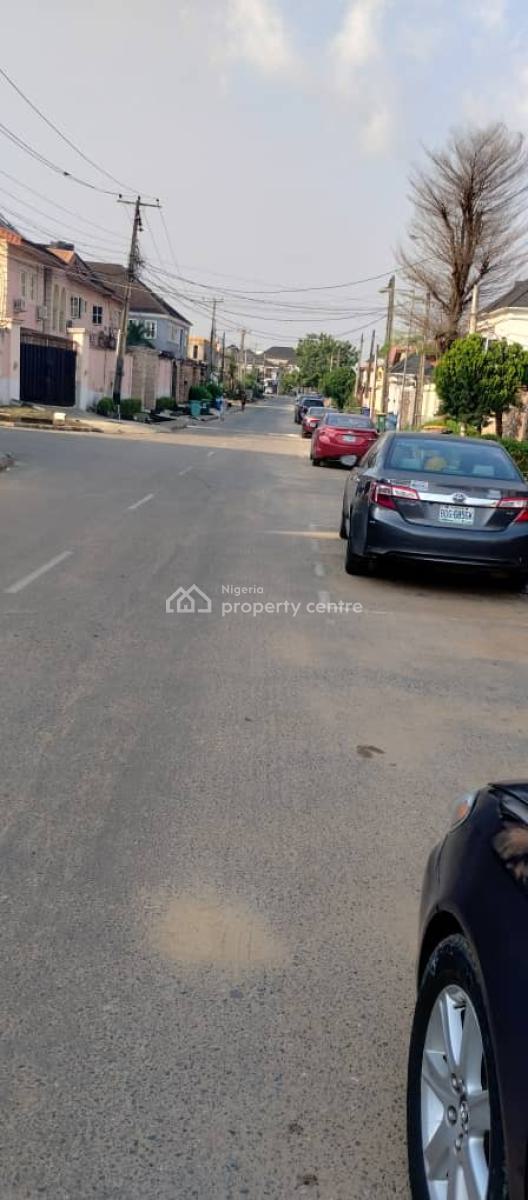 Luxury 3 Bedroom Flat, Gra Phase 1, Magodo, Lagos, Flat / Apartment for Rent