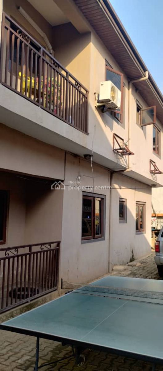 Luxury 3 Bedroom Flat, Gra Phase 1, Magodo, Lagos, Flat / Apartment for Rent