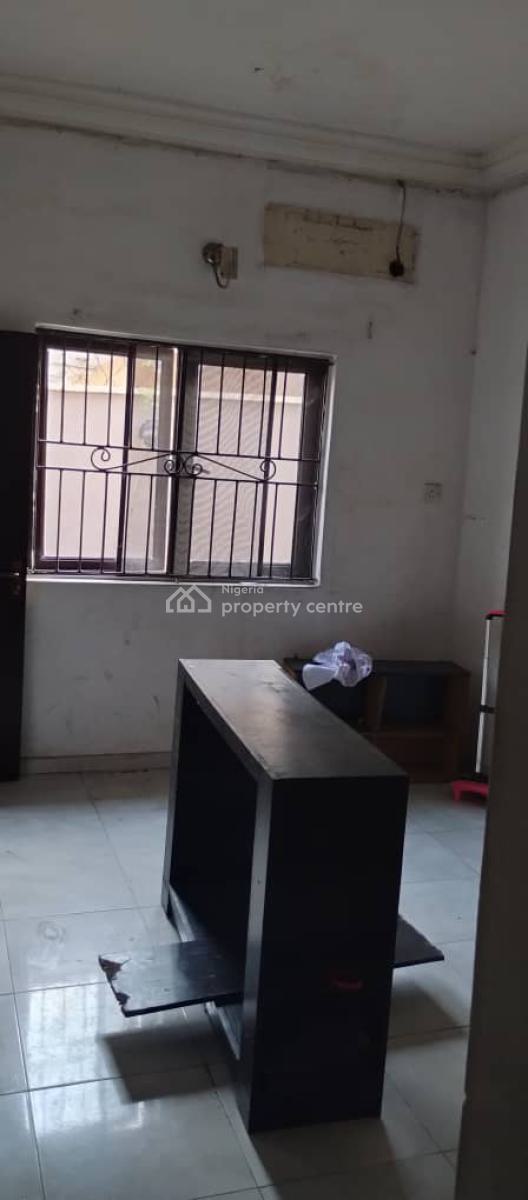 Luxury 3 Bedroom Flat, Gra Phase 1, Magodo, Lagos, Flat / Apartment for Rent
