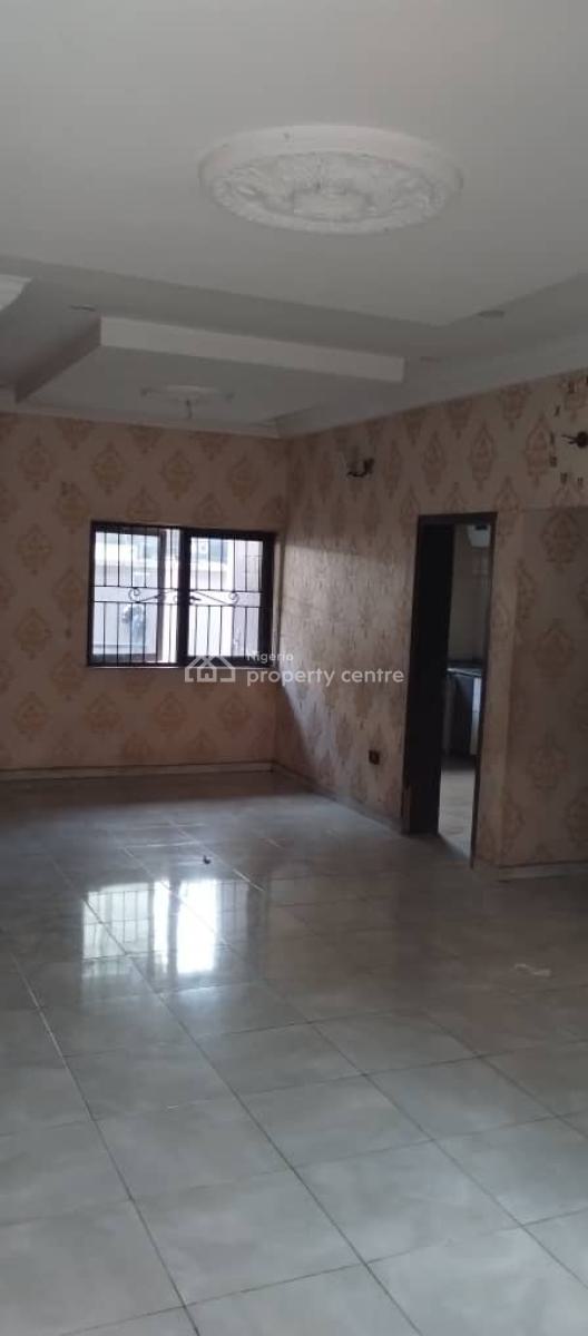 Luxury 3 Bedroom Flat, Gra Phase 1, Magodo, Lagos, Flat / Apartment for Rent