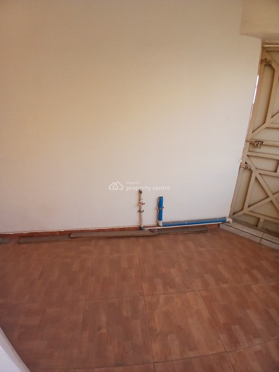 Newly Renovated 3 Bedroom Flat, Durumi, Abuja, Flat / Apartment for Rent