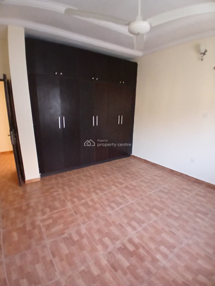 Newly Renovated 3 Bedroom Flat, Durumi, Abuja, Flat / Apartment for Rent