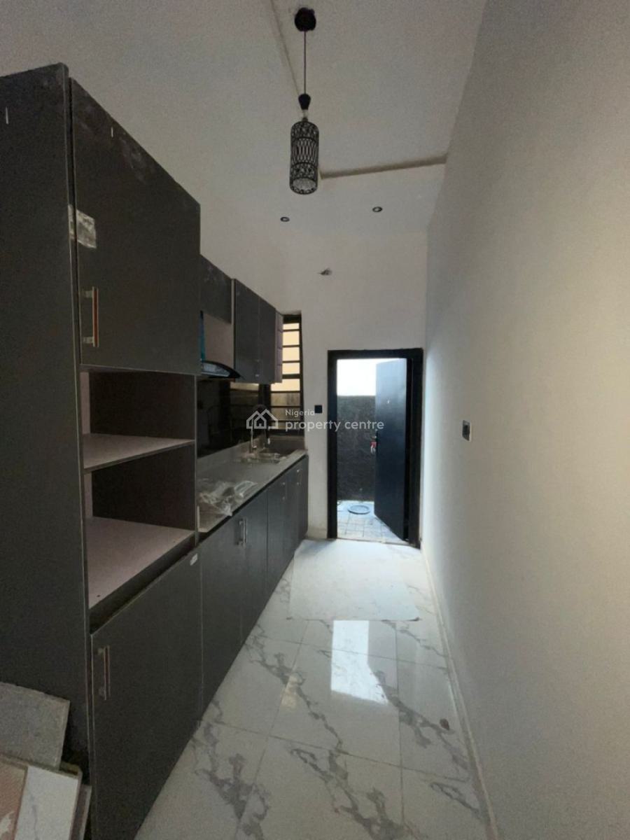 3 Bedroom Terrace, Sangotedo Lekki Ajah, Sangotedo, Ajah, Lagos, Terraced Duplex for Sale