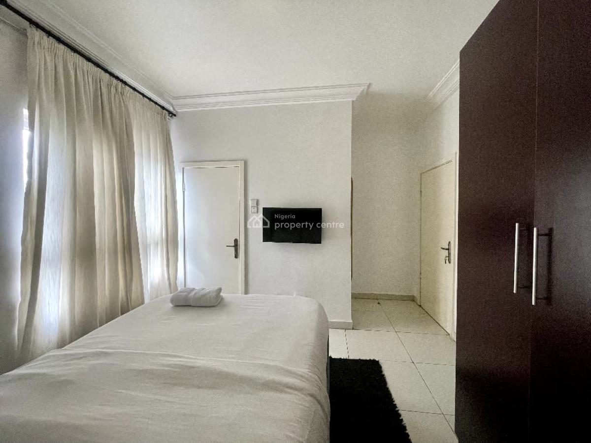 2-bedroom Apartment, Lekki Phase 1, Lekki, Lagos, Flat / Apartment Short Let