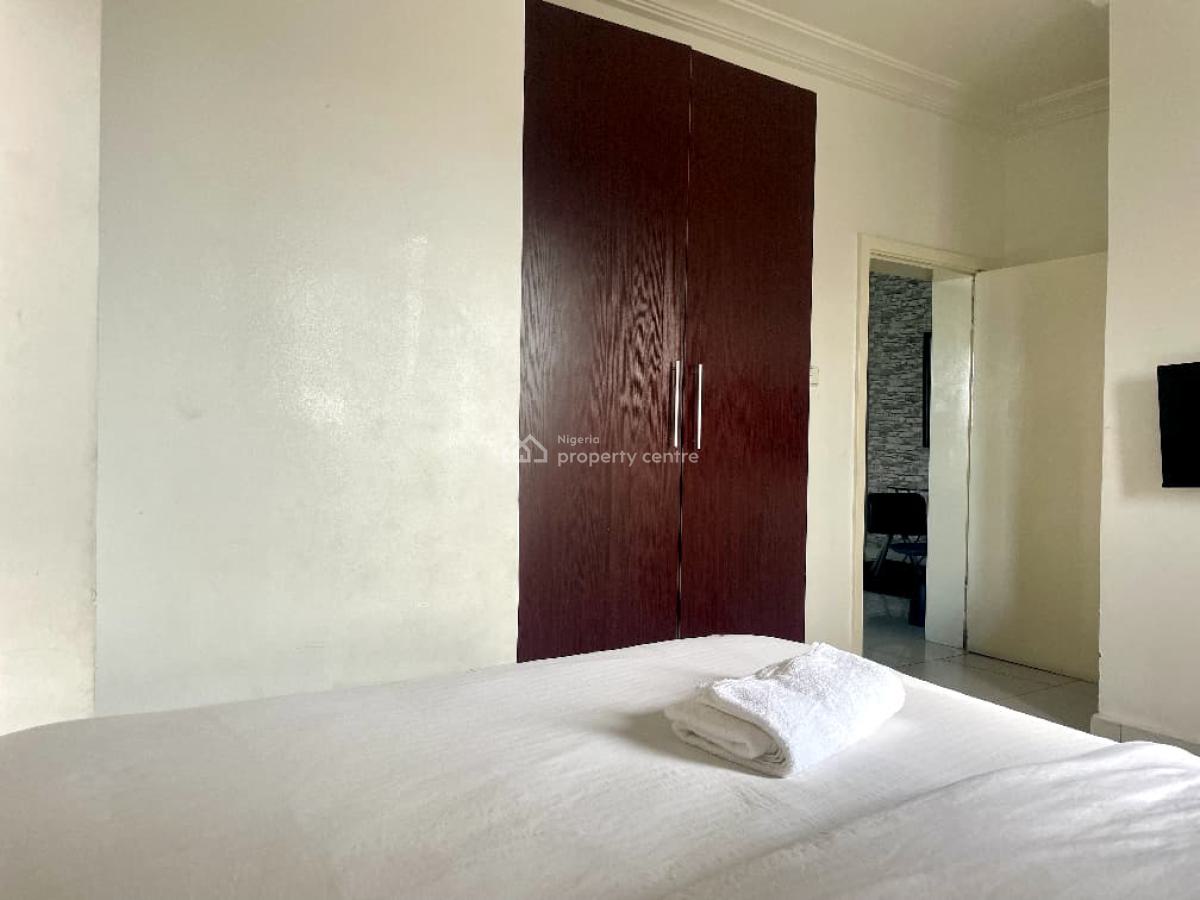2-bedroom Apartment, Lekki Phase 1, Lekki, Lagos, Flat / Apartment Short Let