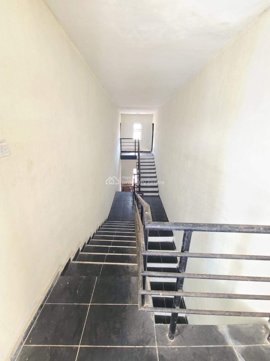 Brand New 3 Bedroom Flat, Ilasan, Lekki, Lagos, Flat / Apartment for Rent