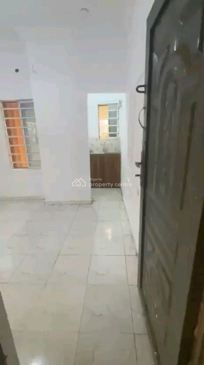 a Relatively New and Spacious Miniflat, with Kitchen Cabs, 2t2b, Off Pedro Road, Shomolu, Lagos, Mini Flat (room and Parlour) for Rent