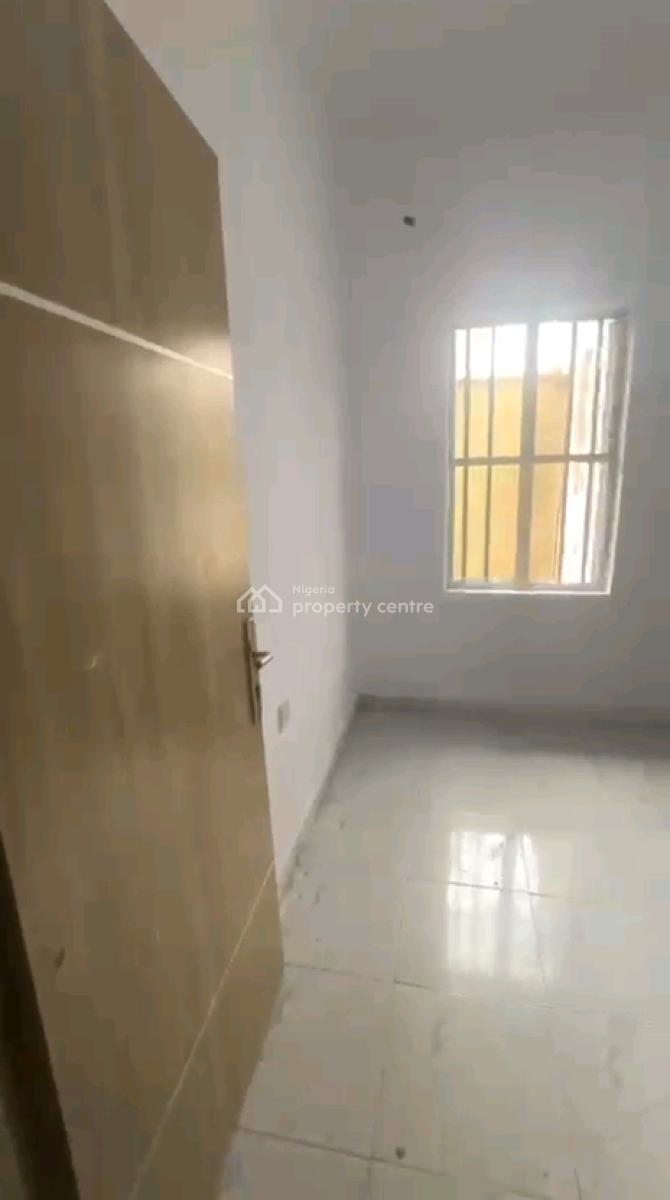 a Relatively New and Spacious Miniflat, with Kitchen Cabs, 2t2b, Off Pedro Road, Shomolu, Lagos, Mini Flat (room and Parlour) for Rent