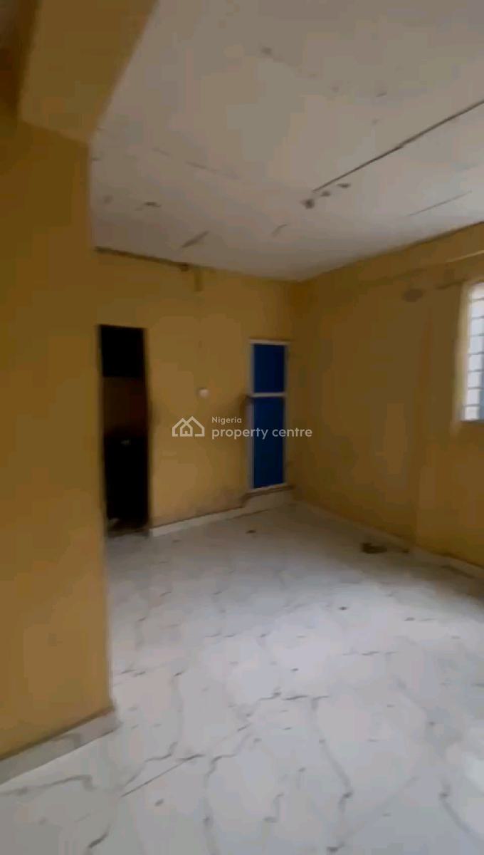 a Relatively New and Standard Roomself Contain, Upstairs, Adekunle, Yaba, Lagos, Self Contain (single Rooms) for Rent