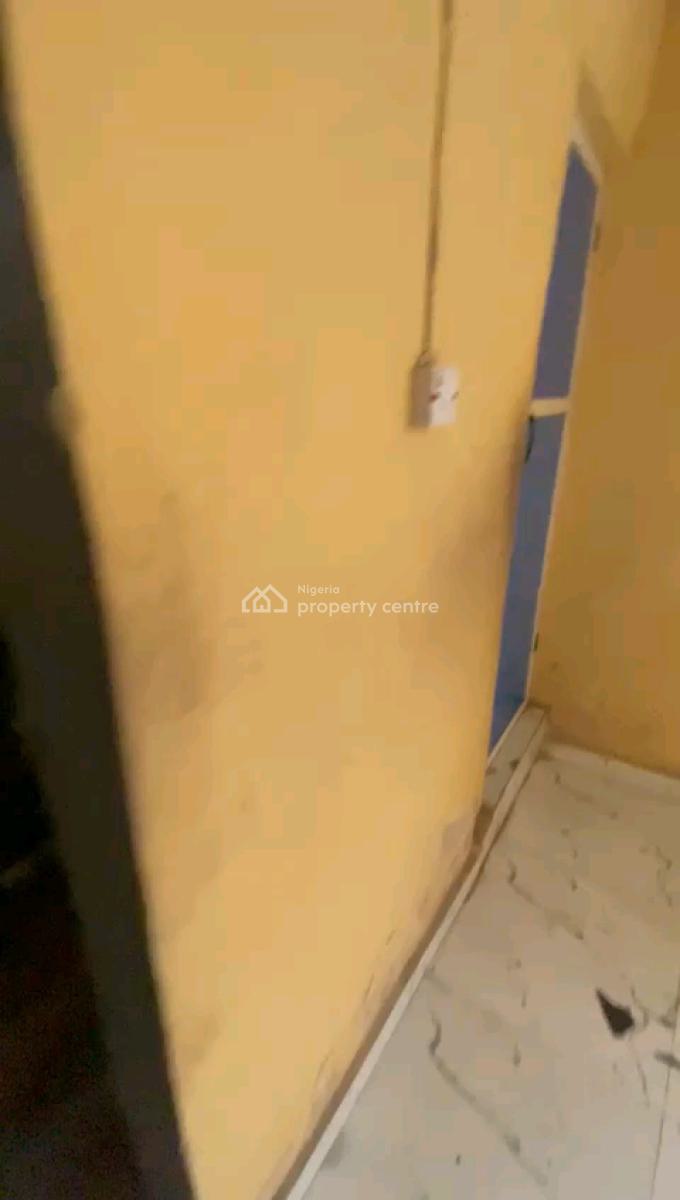 a Relatively New and Standard Roomself Contain, Upstairs, Adekunle, Yaba, Lagos, Self Contain (single Rooms) for Rent
