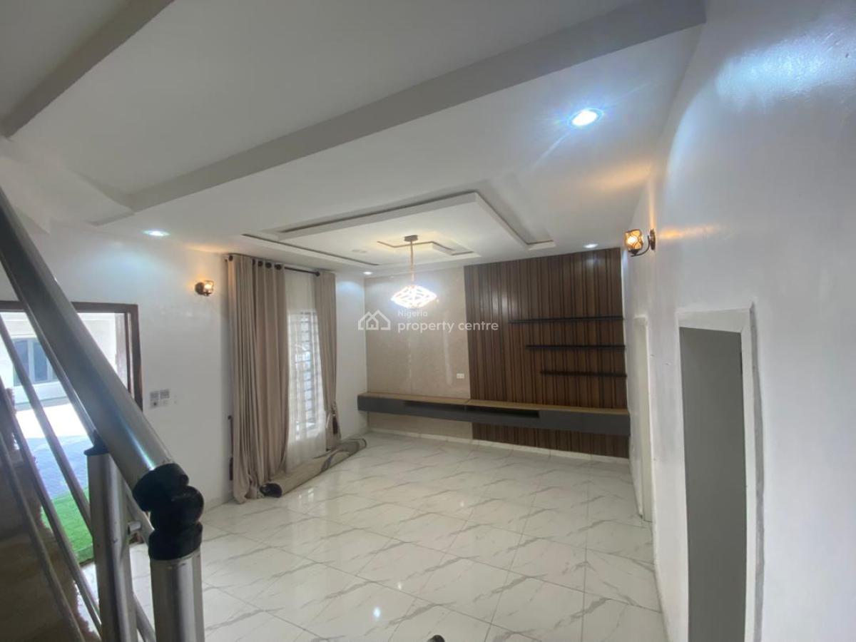 4 Bedrooms Terrace Duplex with Inverter, Ikota Villa, Lekki, Lagos, Terraced Duplex for Rent
