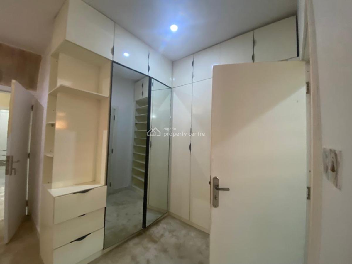 4 Bedrooms Terrace Duplex with Inverter, Ikota Villa, Lekki, Lagos, Terraced Duplex for Rent