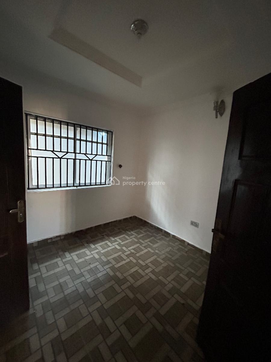 Well Maintained and Spacious Mini Flat, Thomas Estate, Ajah, Lagos, Mini Flat (room and Parlour) for Rent