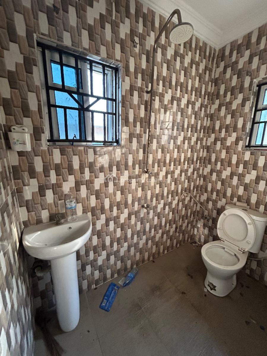 Well Maintained and Spacious Mini Flat, Thomas Estate, Ajah, Lagos, Mini Flat (room and Parlour) for Rent