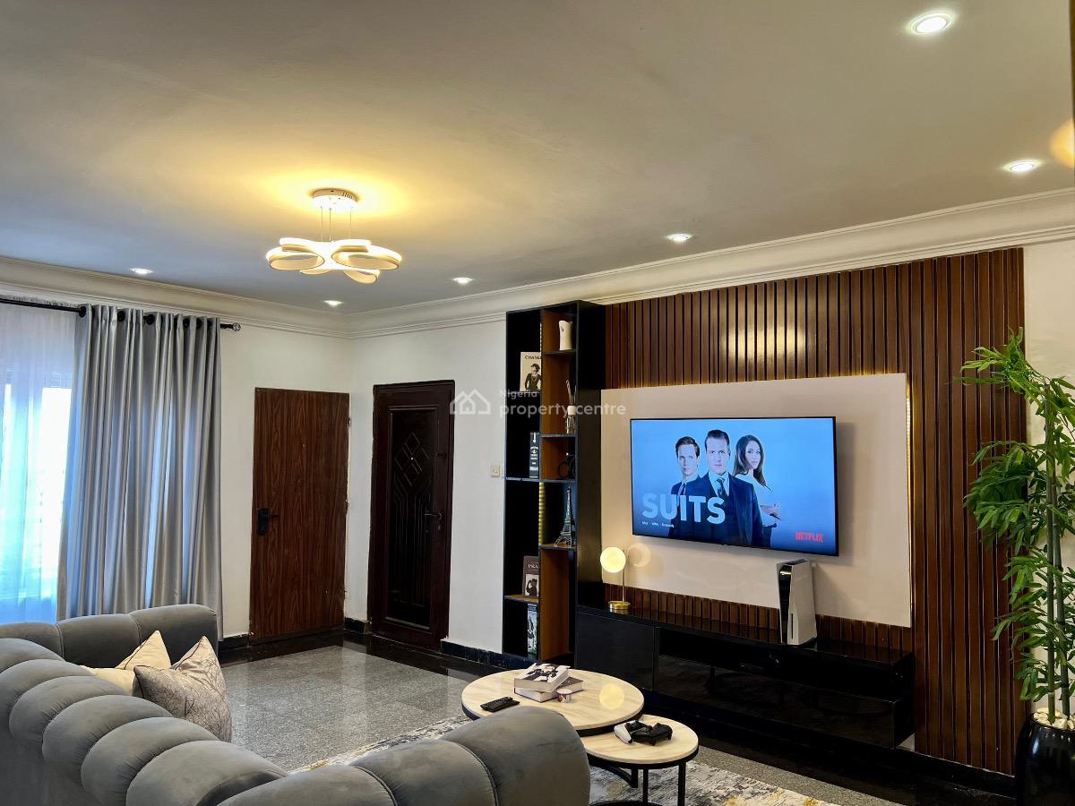 Our Luxurious One Bedroom Apartment with Ps5, Pool and Gym., Lekki Phase 1, Lekki, Lagos, Flat / Apartment Short Let