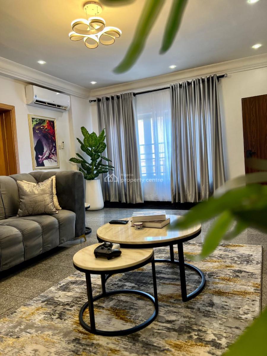 Our Luxurious One Bedroom Apartment with Ps5, Pool and Gym., Lekki Phase 1, Lekki, Lagos, Flat / Apartment Short Let