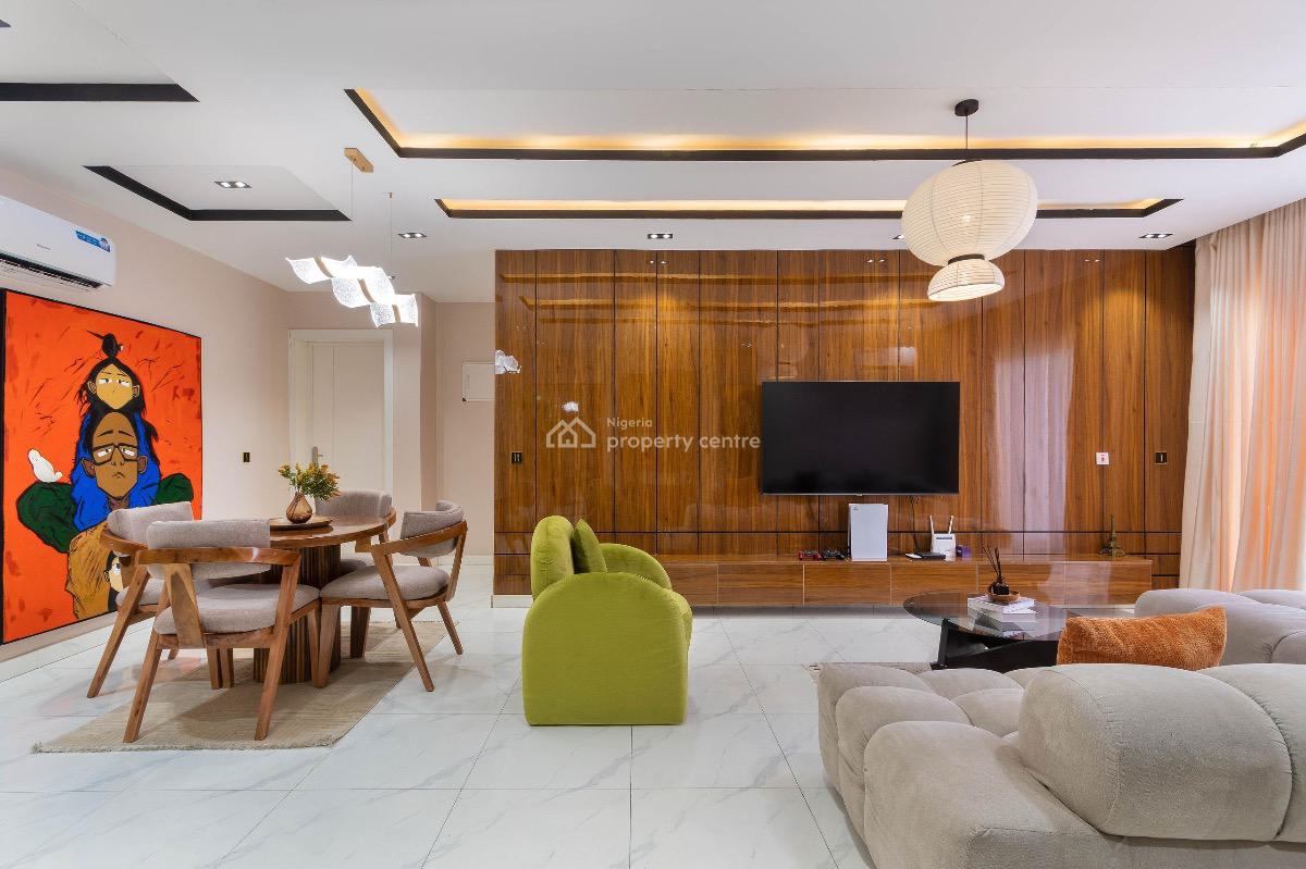 Beautiful 3 Bedroom Apartment with Swimming Pool, Lekki, Lekki Phase 1, Lekki, Lagos, Flat / Apartment Short Let