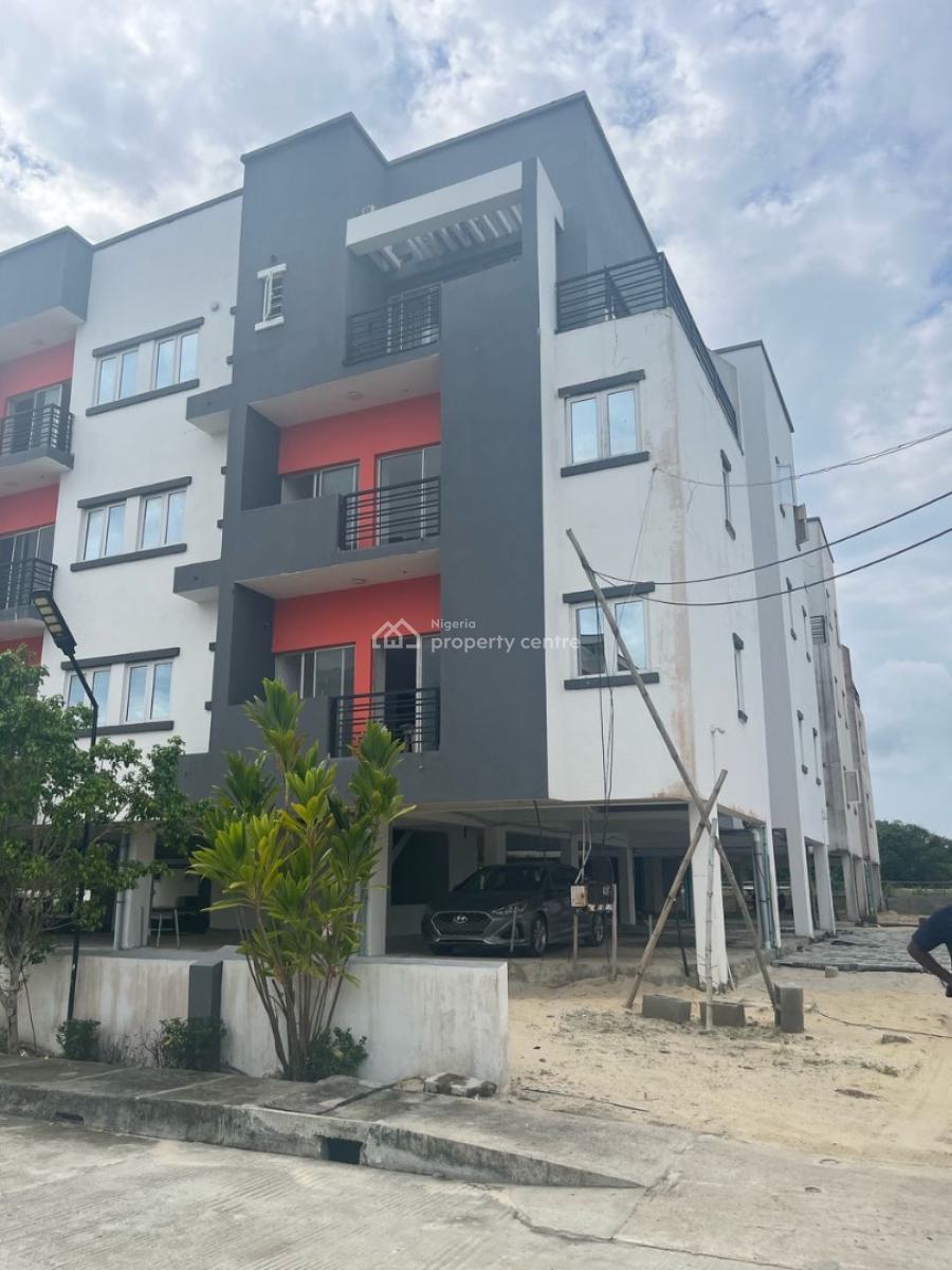 Ditress Sell 2 Bedroom Apartment Very Spacious and Nice, Abijo Gra Lekki, Lekki, Lagos, Block of Flats for Sale