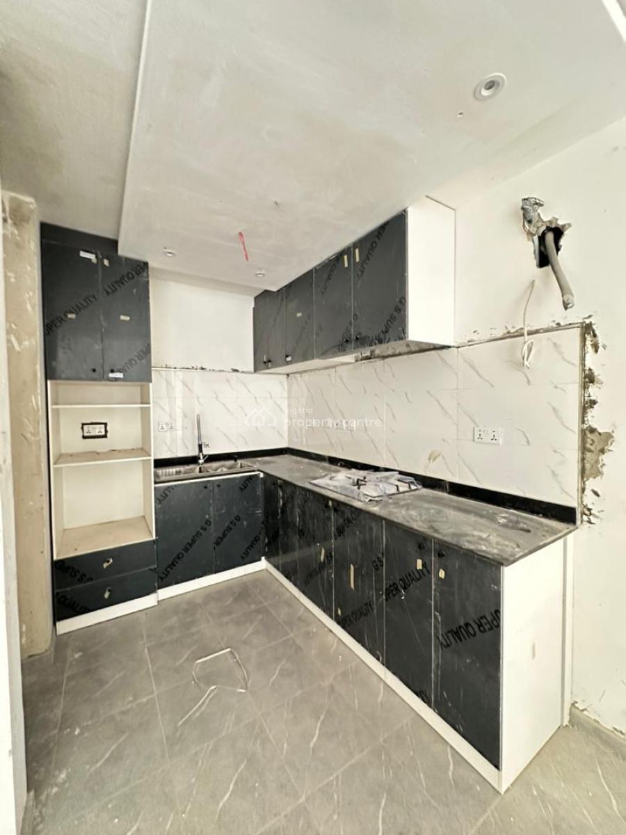 Astonishing 2 Bedroom Apartment with an Elevator in a Serene Location, Lekki Phase 1, Lekki, Lagos, Flat / Apartment for Sale