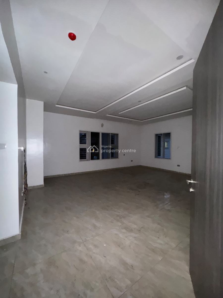 Home of Comfort & Luxury _7 Bedroom Mansion Spanning Two Floors, Pinnock Beach Estate Osapa, Lekki, Lagos, Detached Duplex for Sale