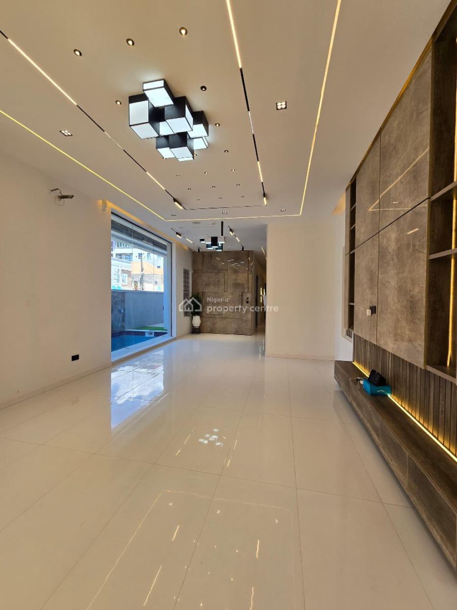 5 Bedroom Detached Duplex + Bq, Lekki Phase 1, Lekki, Lagos, Flat / Apartment for Sale