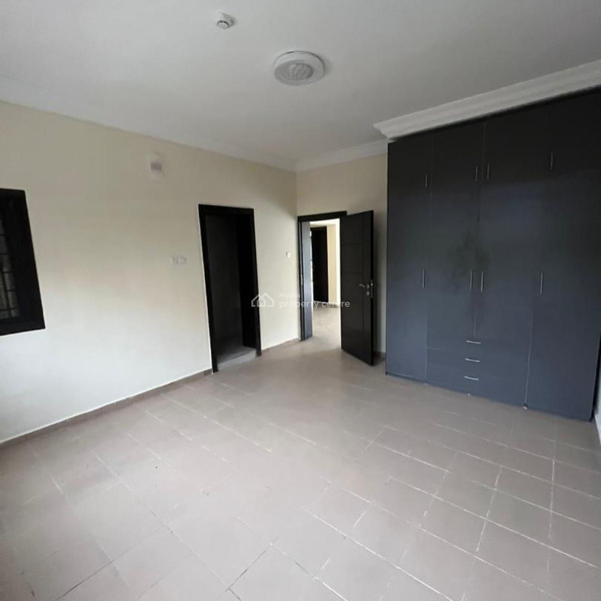 Fully Serviced 3 Bedroom Apartment with Bq, Lekki Phase 1, Lekki, Lagos, Flat / Apartment for Rent