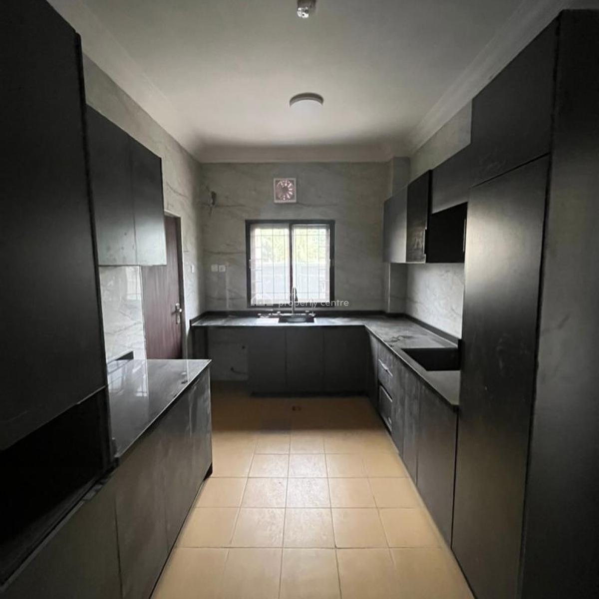 Fully Serviced 3 Bedroom Apartment with Bq, Lekki Phase 1, Lekki, Lagos, Flat / Apartment for Rent