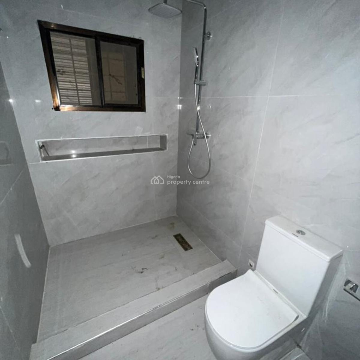 Fully Serviced 3 Bedroom Apartment with Bq, Lekki Phase 1, Lekki, Lagos, Flat / Apartment for Rent