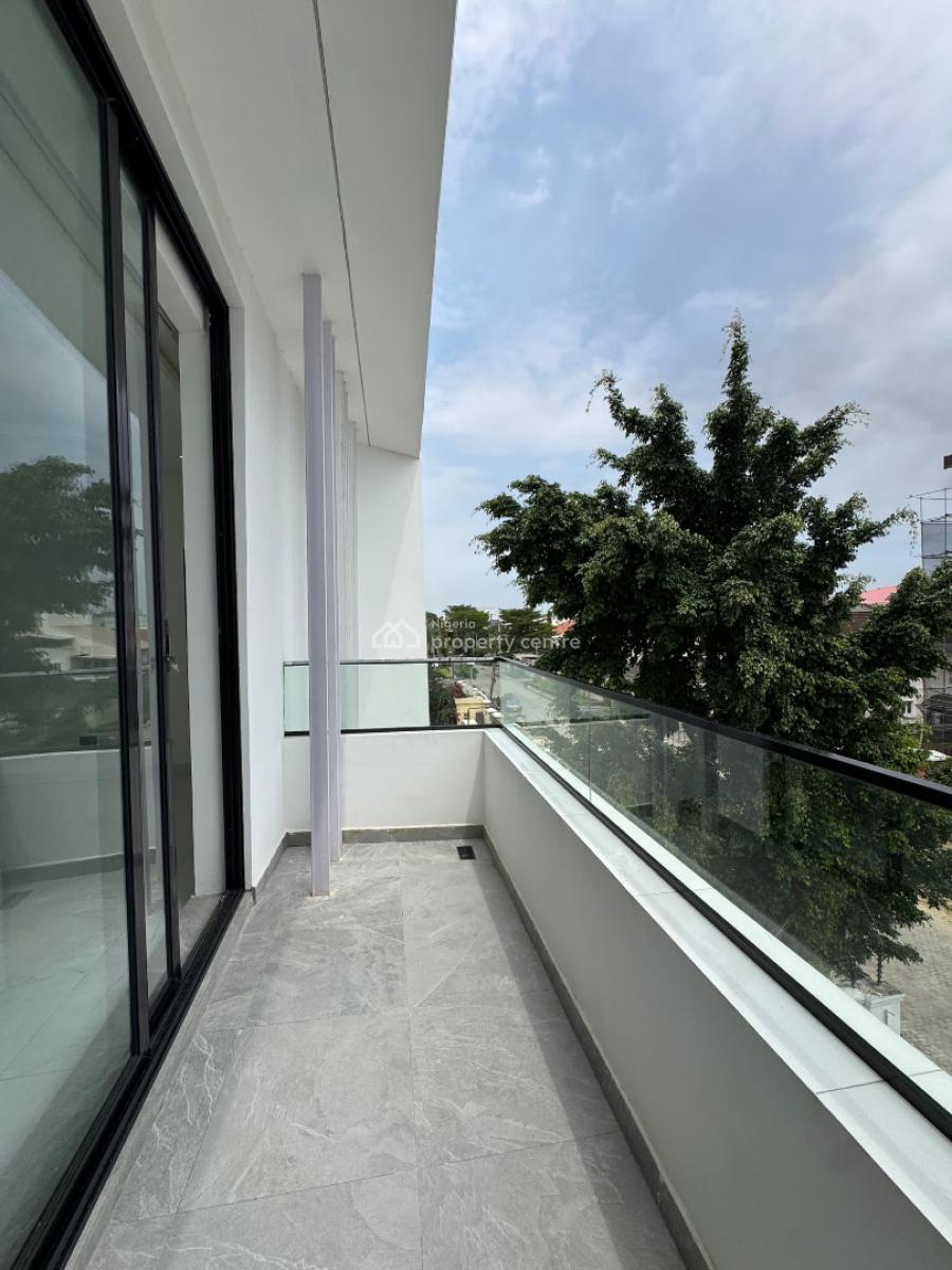 Enormous 4 Bedroom Duplex with a Bq,pool,bq, Lekki Phase 1, Lekki, Lagos, House for Sale