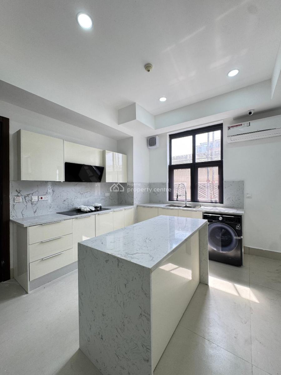 Gorgeous 3 Bedroom Apartment with an Elevator and a Pool, Lekki Phase 1, Lekki, Lagos, Flat / Apartment for Sale