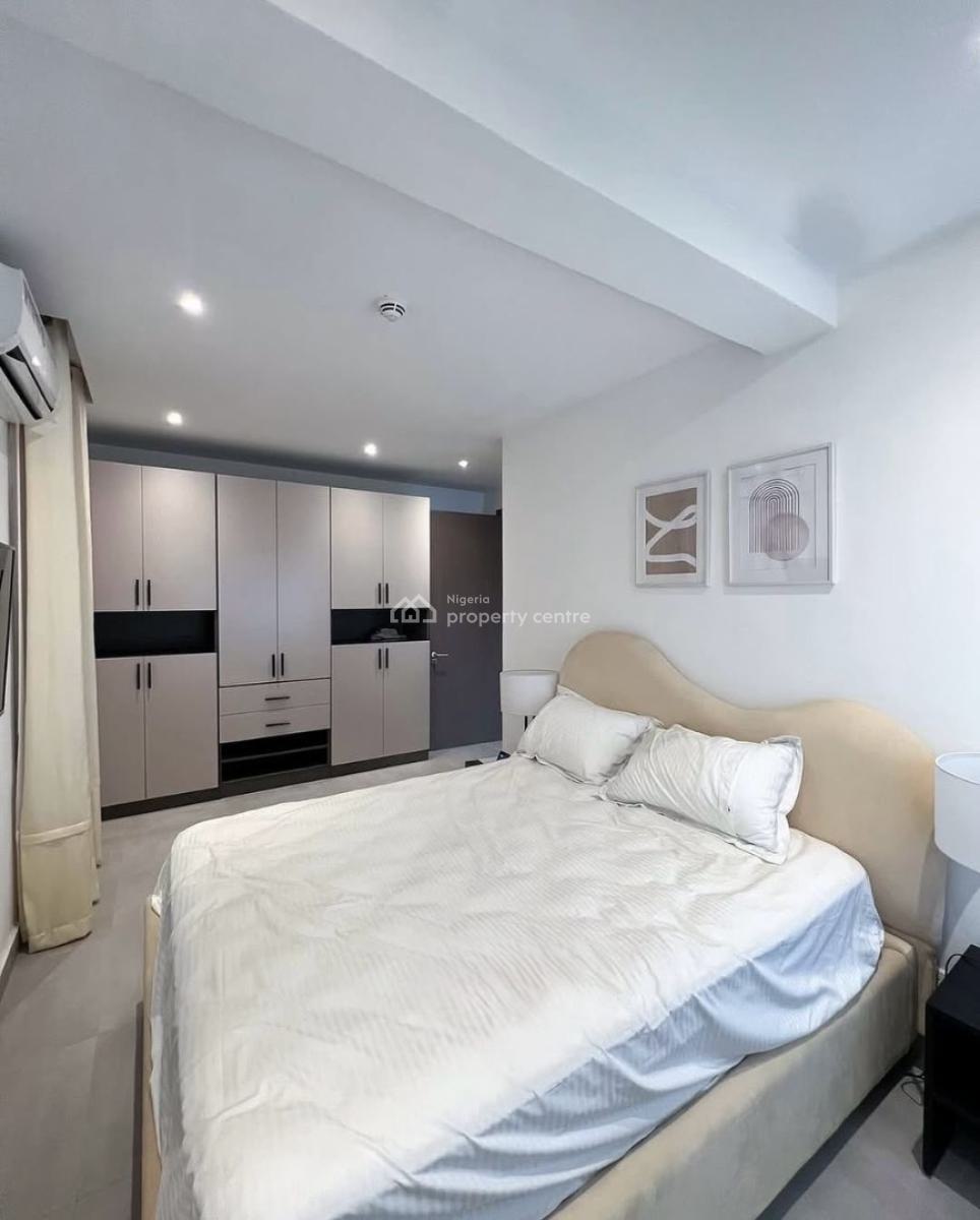 Lovely 2 Bedroom Apartment with a Bq, Lekki Phase 1, Lekki, Lagos, Flat / Apartment for Sale