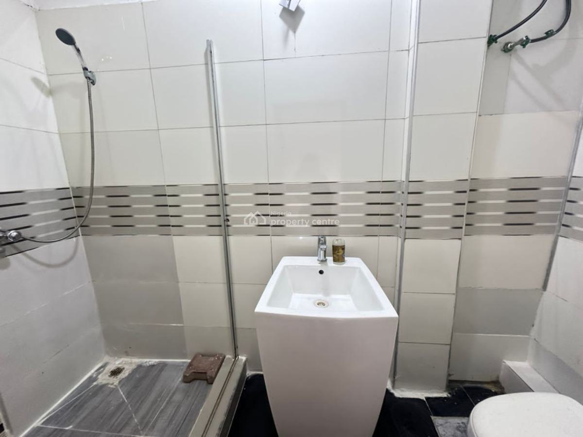 Serviced 2 Bedroom Flat, Lekki Phase 1, Lekki, Lagos, Flat / Apartment for Rent