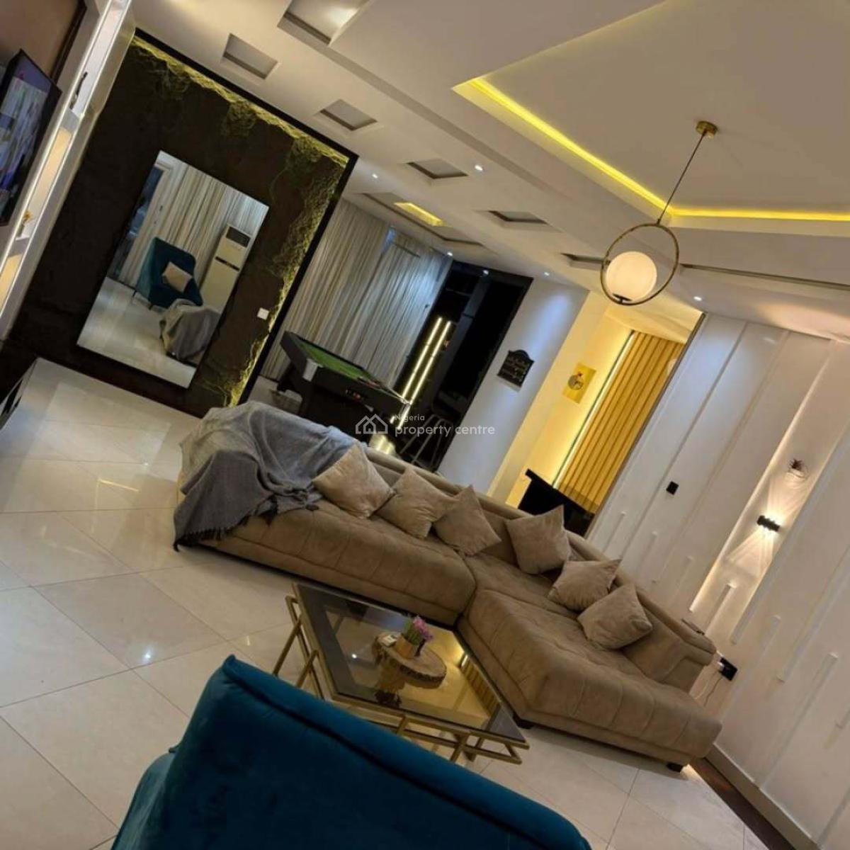 Beautiful 3-bedroom Apartment, Lekki Phase 1, Lekki, Lagos, Flat / Apartment Short Let