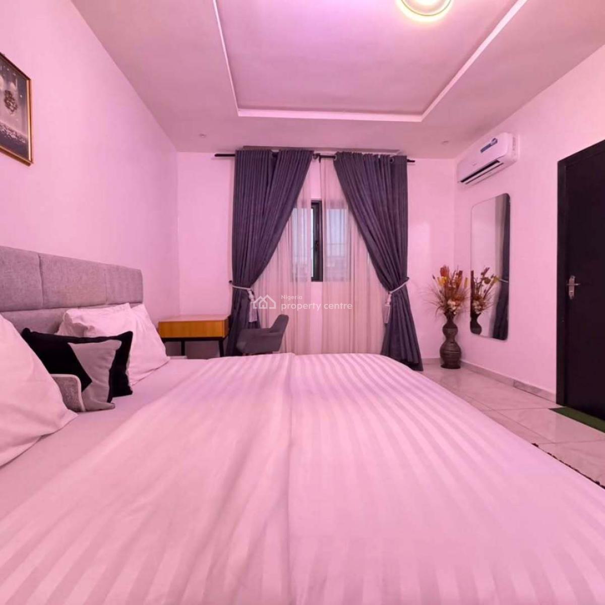 Luxury 2-bedroom Apartment, Lekki Phase 1, Lekki, Lagos, Flat / Apartment Short Let