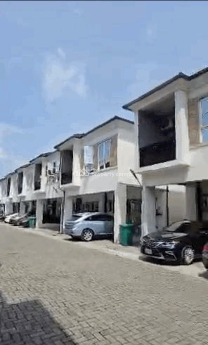 Distressed 4 Bedroom Terrace Duplex, Chevron Lekki Tollgate, Lekki, Lagos, Terraced Duplex for Sale