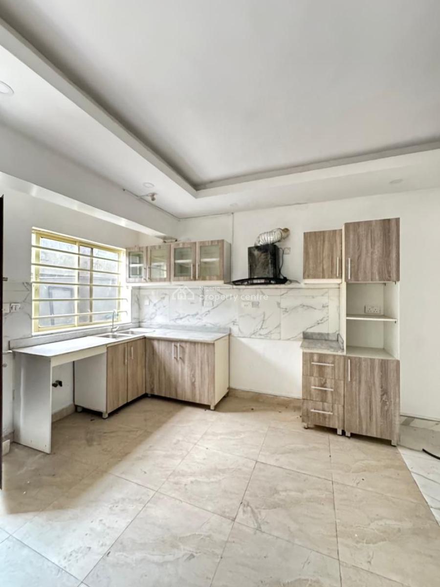 Lovely 4-bedroom Terrace Duplex, Perfectly Blends Modern Comfort with Elegant Design, Surulere, Lagos, Terraced Duplex for Sale