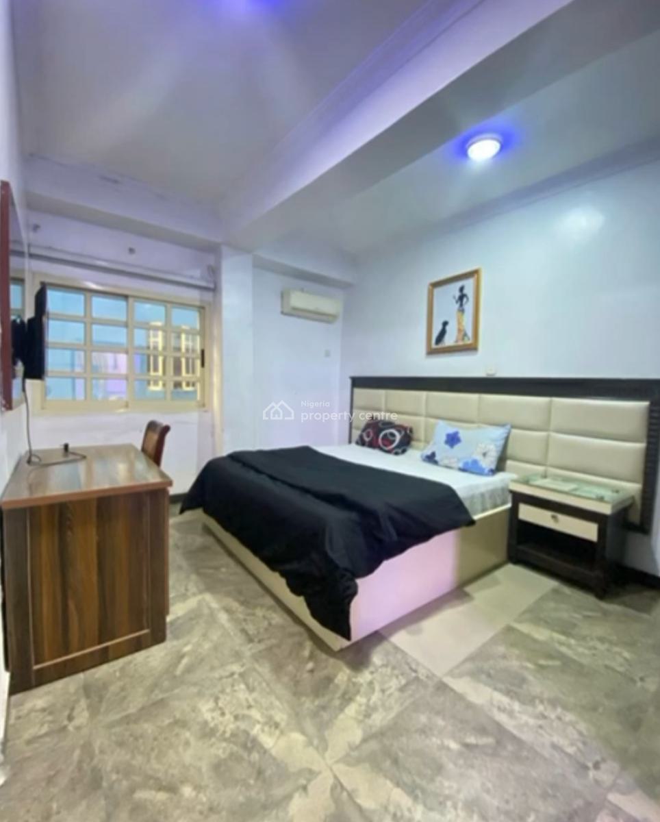 33 Rooms in Total*    *27 Self-contained Units (room & Parlour)*    *3, Ikota, Lekki, Lagos, Commercial Property for Sale