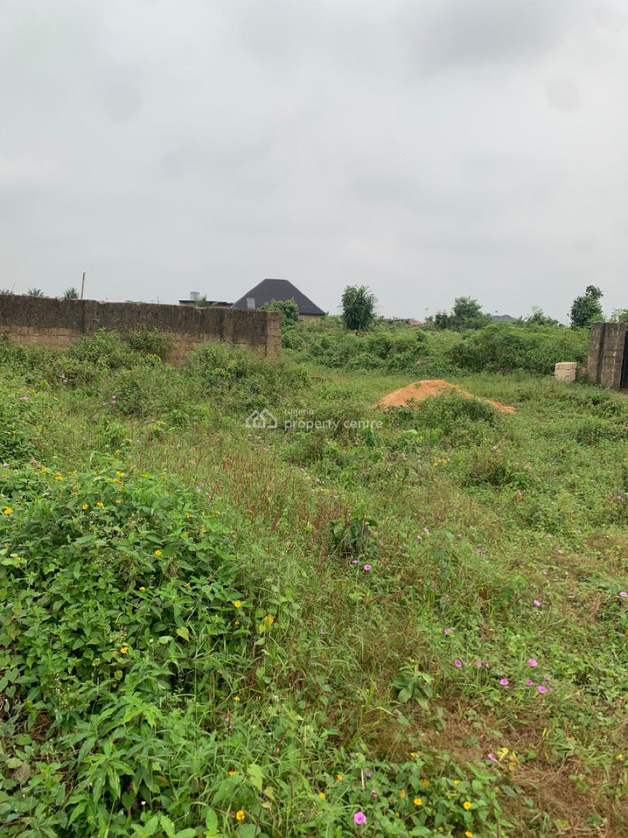 a Plot of Land, Ekamba Nsukara, Uyo, Akwa Ibom, Mixed-use Land for Sale